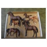 ASSORTED BREYER HORSES