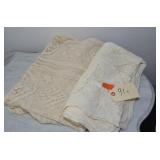 SET OF 3 LACE TABLECLOTHS