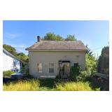 Foreclosure: 3-BD, 1.5-BTH Home on 0.07 Acres