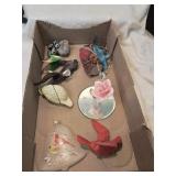 Flat of bird small items