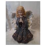 Resin praying angel 10 in