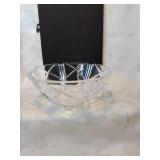 Beautiful crystal bowl six inches