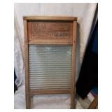 Antique glass good house keepers washboard