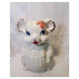 Vintage piggy crockery cookie jar