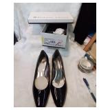 New pair of Etienne Aigner size 10 shoes
