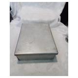 Heavy duty metal metal box with lid