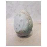 LLADRO porcelain egg with swans