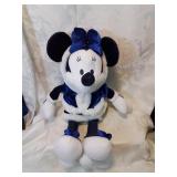 Plush minnie mouse