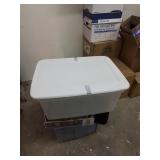 Storage tote with white lid