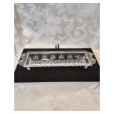 Glass cracker basket