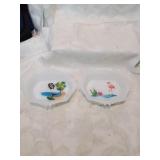 Pair of milk glass , florida , travel soap dishes