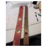2 vintage wooden levels