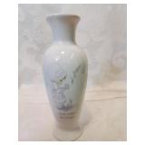 PreciOus moments vase six inches tall