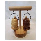 Lake of the ozarks , souvenirs , salt and pepper