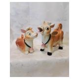 Pottery cows cream and sugar