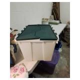 Green top flip top tote