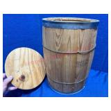 Wooden Nail Keg w/Lid & Metal Bands