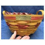 1999 Longaberger Christmas Popcorn Basket