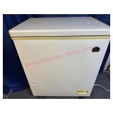 Compact Igloo 5.2 Cu. Ft. Freezer (works)