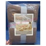 Full/Queen Microfleece Blanket in Mocha