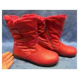 Red Totes Ladiesï¿½ Faux Fur Boots