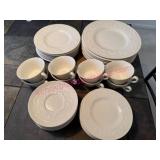 Wedgwood Patrician 8-Place Setting, England