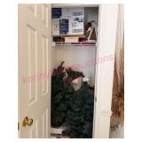 Closet Content: Christmas Decorations