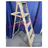 Vtg 5ft Wood Step Ladder