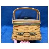 2000 Longaberger Christmas Basket