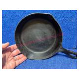 Martin Stove & Range Co. Cast Iron Pan