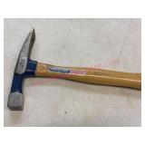 Vaughan Bricklayer Hammer, 24 Oz
