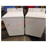 Good GE Washer & Dryer Set w/ Multiple Cycles