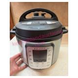 (K)ï¿½Instant Pot Duo Nova 3qt Pressure Cooker