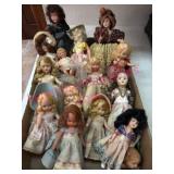 (DR) Antique Small Dolls