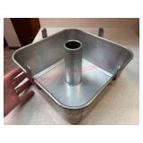 (DR)ï¿½2pc Vitality Aluminum 9x9x4 Cake Pan