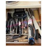 (K) Drawer of Assorted Knives & Tools