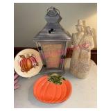 (LR)ï¿½Fall Decor w/Plates & Lantern