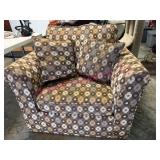 (G)ï¿½Modern Easy Chair w/Cat Scratches