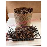 (K)ï¿½Basket & Container w/Pinecones