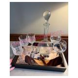 (LR)ï¿½Decanter & Wine Glasses