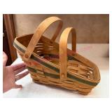 (DR)ï¿½1991 Longaberger Green Vegetable Basket