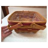 (DR) 1993 Longaberger Red Bayberry Basket