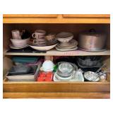 (K) Contents Right Lower Cabinet ï¿½ Bakeware