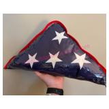 (LR)ï¿½Nice Cloth USA Casket Flag