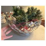 (LR)ï¿½Lrg Glass Bowl w/ Christmas Greenry