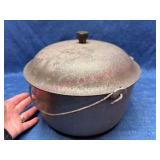 Hammered Aluminum Pot w/Lid & Handle