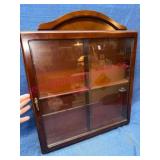 Wall-Mount 4-Plate Display Cabinet w/Glass Door