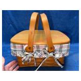 1997 Longaberger Pie Basket w/Lid