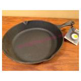 (G)ï¿½Lodge Skillet ï¿½Great Smoky Mtns 2000ï¿½