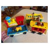 (BR2) 1970s Fisher-Price Play Family Circus Train